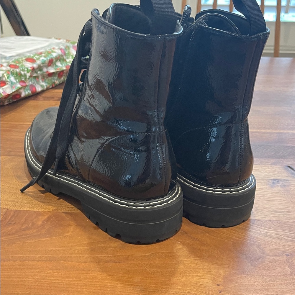 Black Ankle Boots for Women - Picture 2 of 7
